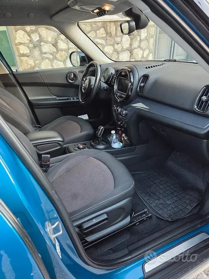 Usata Mini Countryman 111 CV (81 kW) 2019 Blu SUV