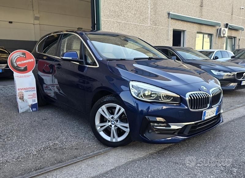 Usata BMW 220 Luxury Line 190 CV (139 kW) 2021 Blu/azzurro Station wagon