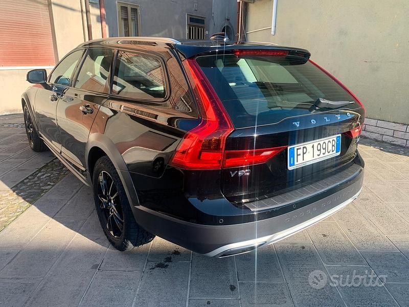Usata Volvo V90 CC 2018 Nero Station wagon