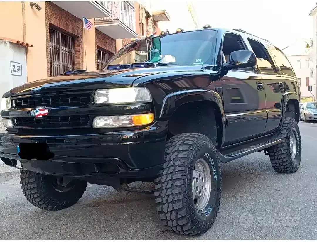 Usata Chevrolet Tahoe 273 CV (200 kW) 2002 Nero SUV