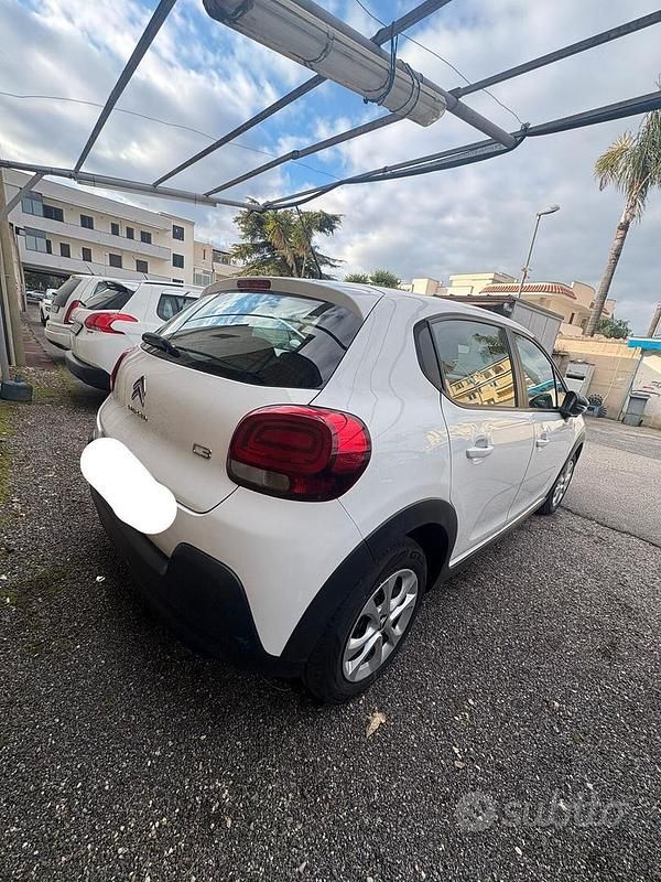 Usata Citroën C3 Shine 101 CV (74 kW) 2021 Bianco Utilitaria