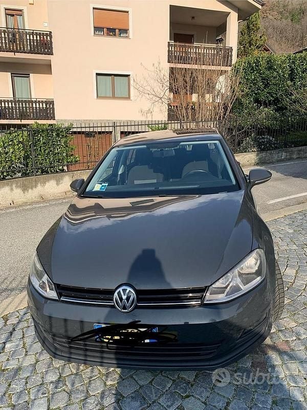 Usata VW Golf VII Sound 90 CV (66 kW) 2014 Grigio Berlina
