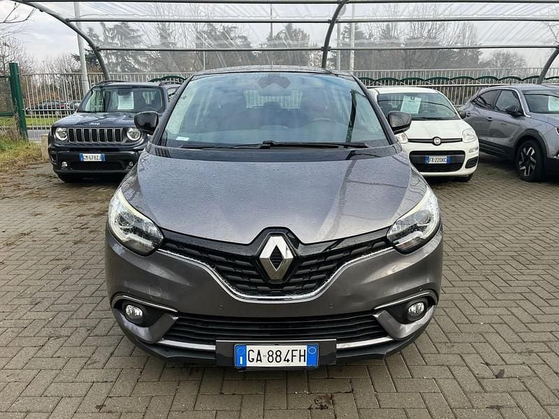 Usata Renault Grand Scénic IV Initiale Paris 120 CV (88 kW) 2020 Grigio Monovolume
