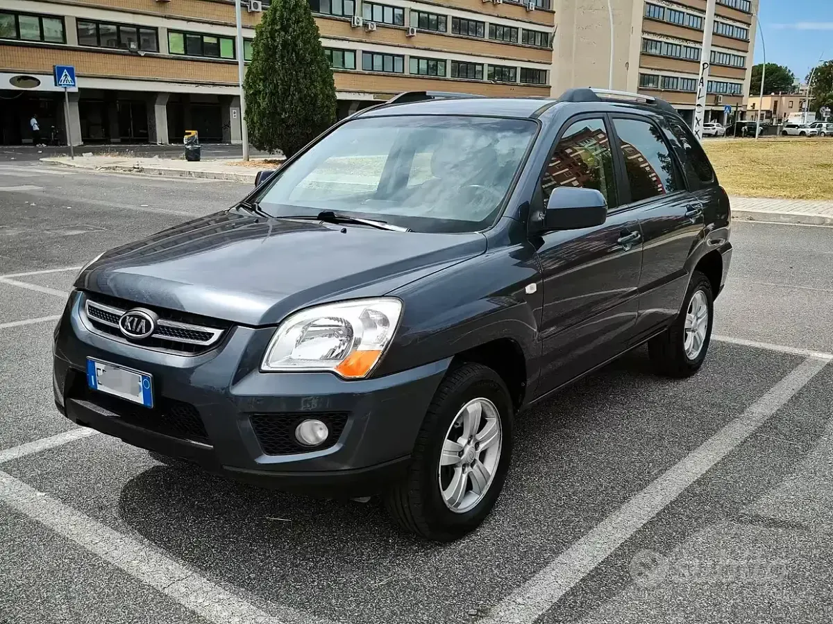 Usata Kia Sportage 150 CV (110 kW) 2010 Grigio SUV