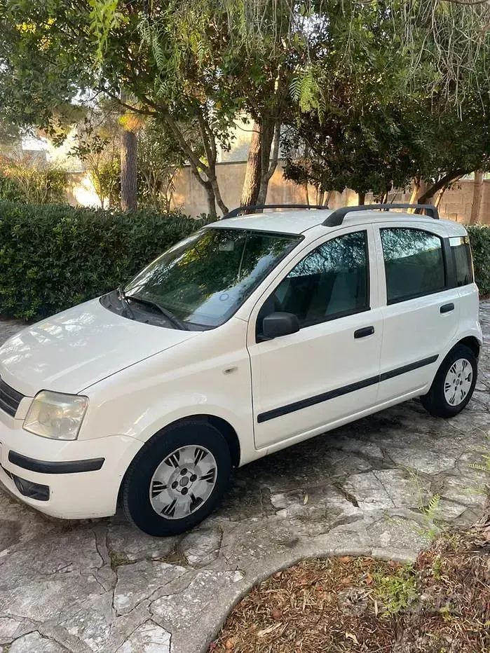 Usata Fiat Panda Emotion 60 CV (44 kW) 2009 Bianco Utilitaria