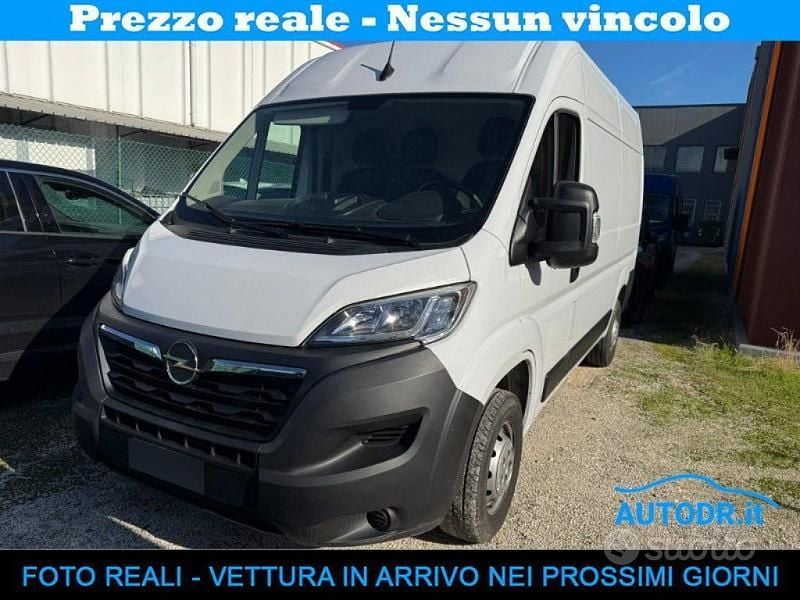 Bianco Usata 2023 Opel Movano Furgone | 16.280 € (Super prezzo) - Immagine 1/4