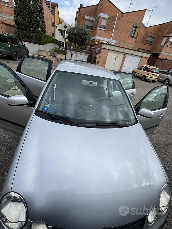 Occasion VW Polo 64 ch (47 kW) 2004 Gris Citadine