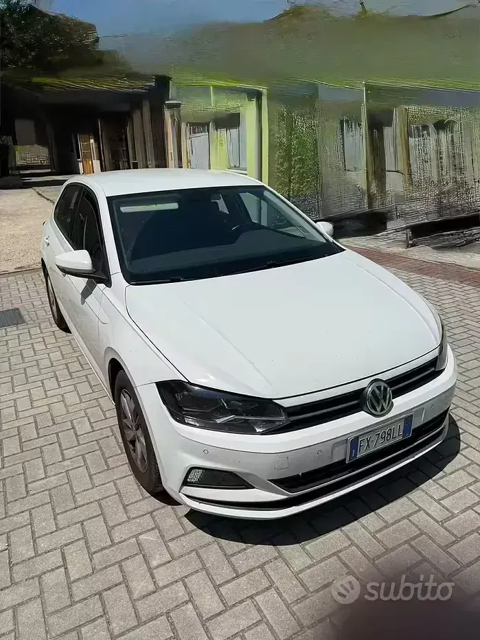 Usata VW Polo 80 CV (58 kW) 2019 Bianco Utilitaria