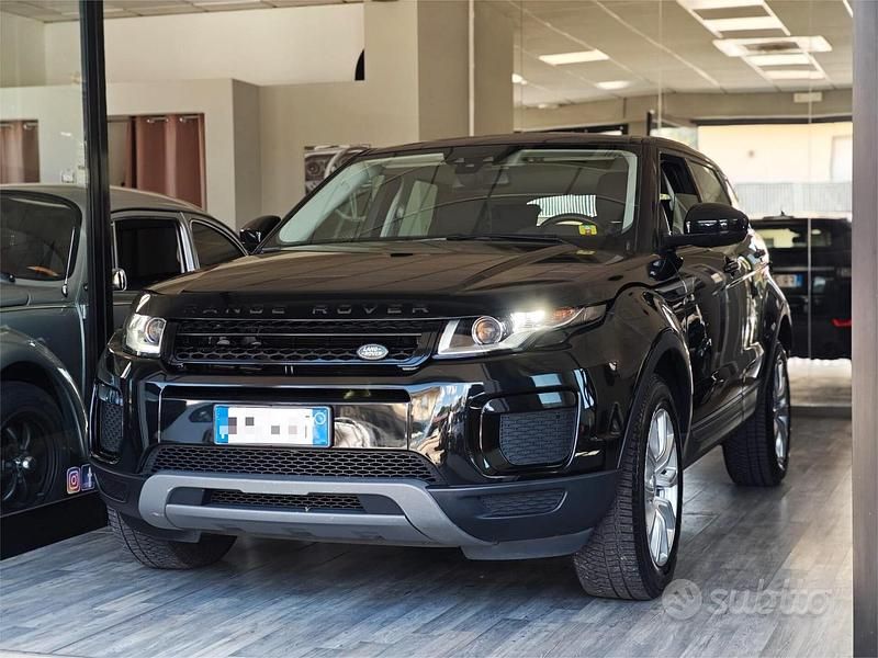 Nero Usata 2018 Land Rover Range Rover evoque HSE Dynamic Tre volumi | 15.000 € (Super prezzo) - Immagine 1/4