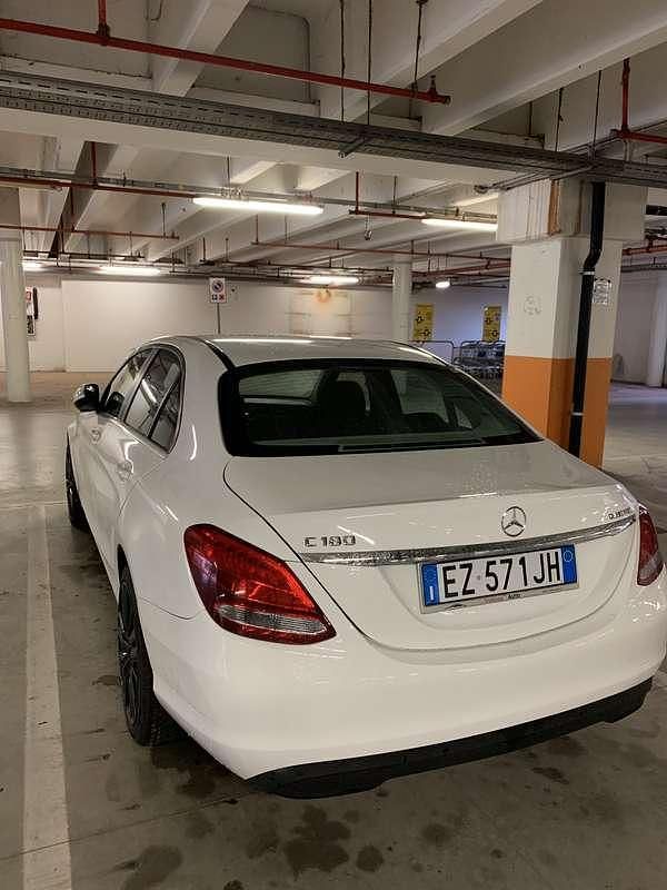 Usata Mercedes C180 116 CV (85 kW) 2015 Bianco Berlina