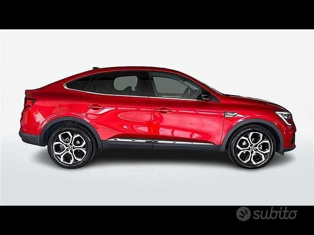 Usata Renault Arkana Intens 140 CV (102 kW) 2021 Rosso SUV