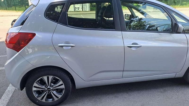 Usata Kia Venga 90 CV (66 kW) 2019 Utilitaria