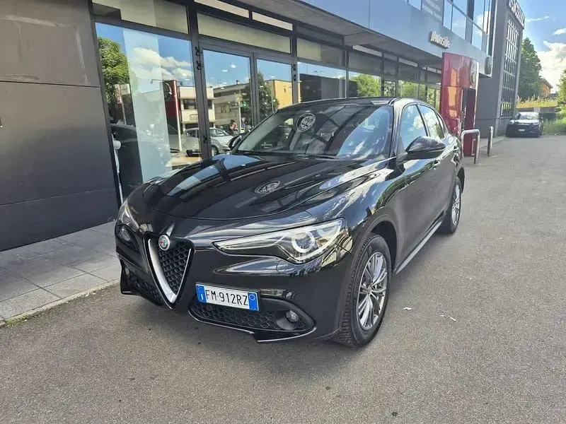 Usata Alfa Romeo Stelvio Executive 209 CV (153 kW) 2018 SUV