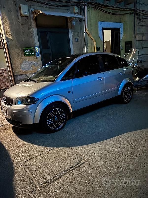 Usata Audi A2 75 CV (55 kW) 2001 Grigio Utilitaria