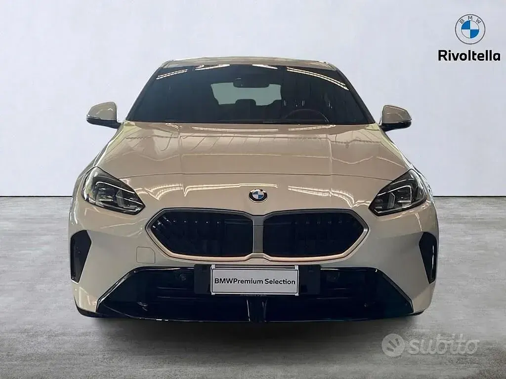 Usata BMW 120 M Sport 163 CV (119 kW) 2025 Bianco Utilitaria