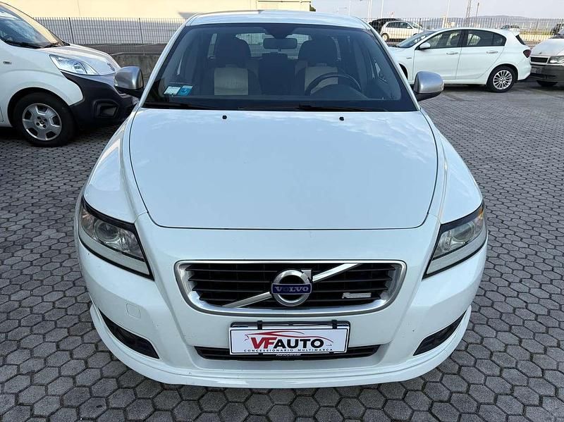 Usata Volvo V50 R-Design 114 CV (83 kW) 2010 Bianco Station wagon