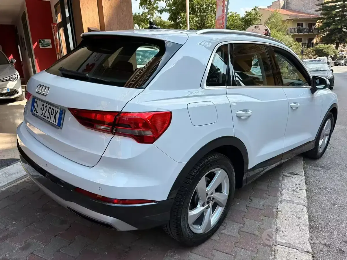 Usata Audi Q3 Advanced 150 CV (110 kW) 2022 Bianco SUV