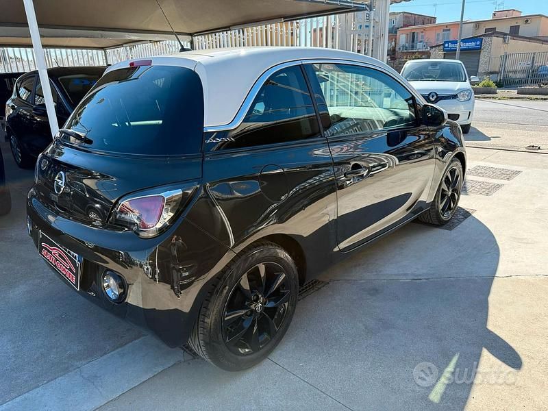 Usata Opel Adam Jam 70 CV (51 kW) 2015 Nero Utilitaria