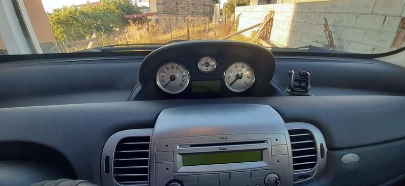 Usata 2006 Lancia Ypsilon Due volumi | 3000 € (Molto cara) - Immagine 1/4