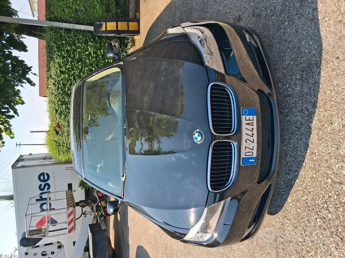 Usata BMW 320 2010 Nero Station wagon