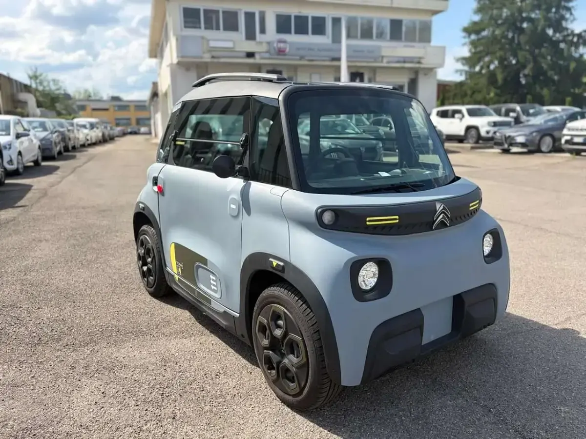Usata Citroën AMI 2023 Grigio Berlina