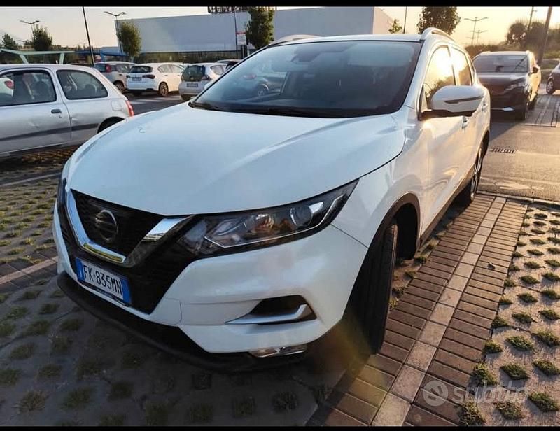Usata Nissan Qashqai 115 CV (84 kW) 2017 Bianco SUV