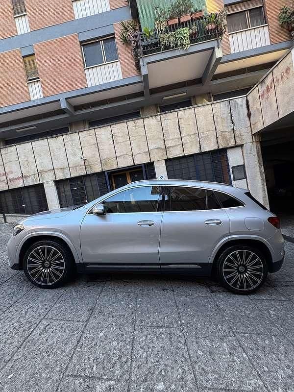 Usata Mercedes GLA200 Premium 150 CV (110 kW) 2024 SUV