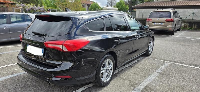 Usata Ford Focus Titanium 120 CV (88 kW) 2021 Nero Station wagon