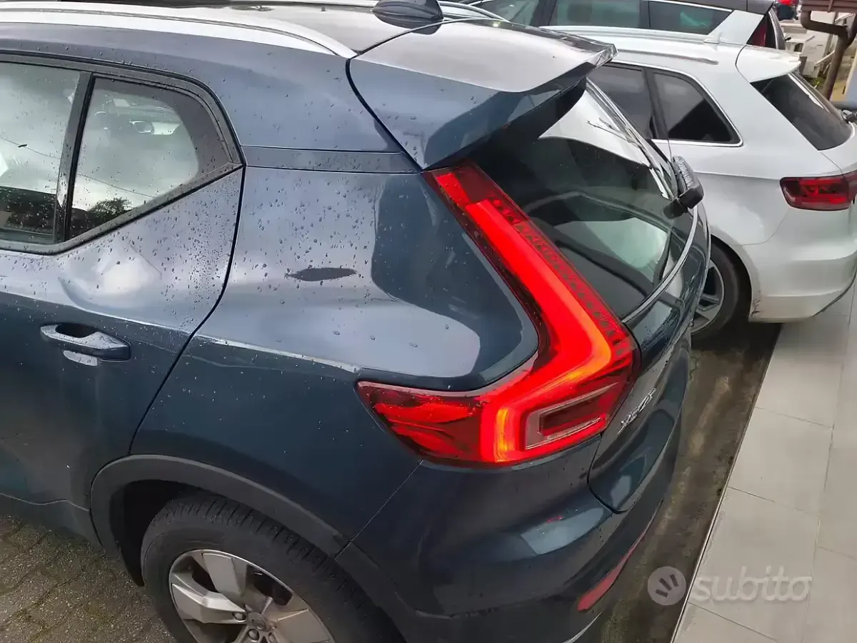 Usata Volvo XC40 150 CV (110 kW) 2020 SUV