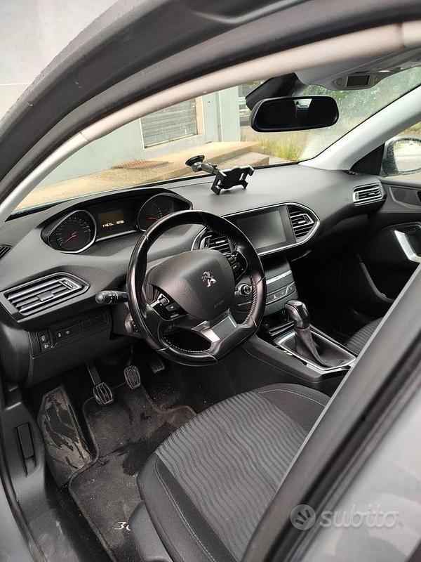 Usata Peugeot 308 100 CV (73 kW) 2016 Grigio Station wagon