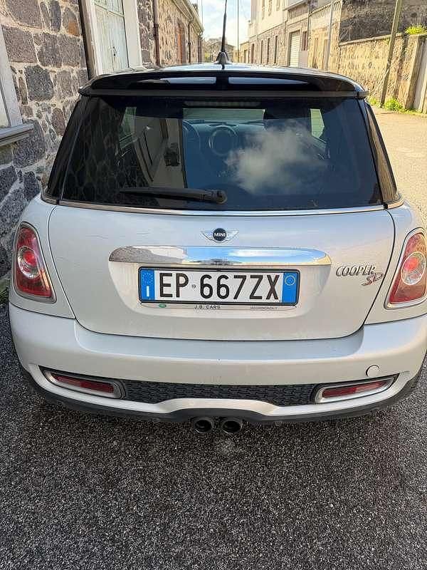 Usata Mini Cooper SD 143 CV (105 kW) 2013 Argento Utilitaria