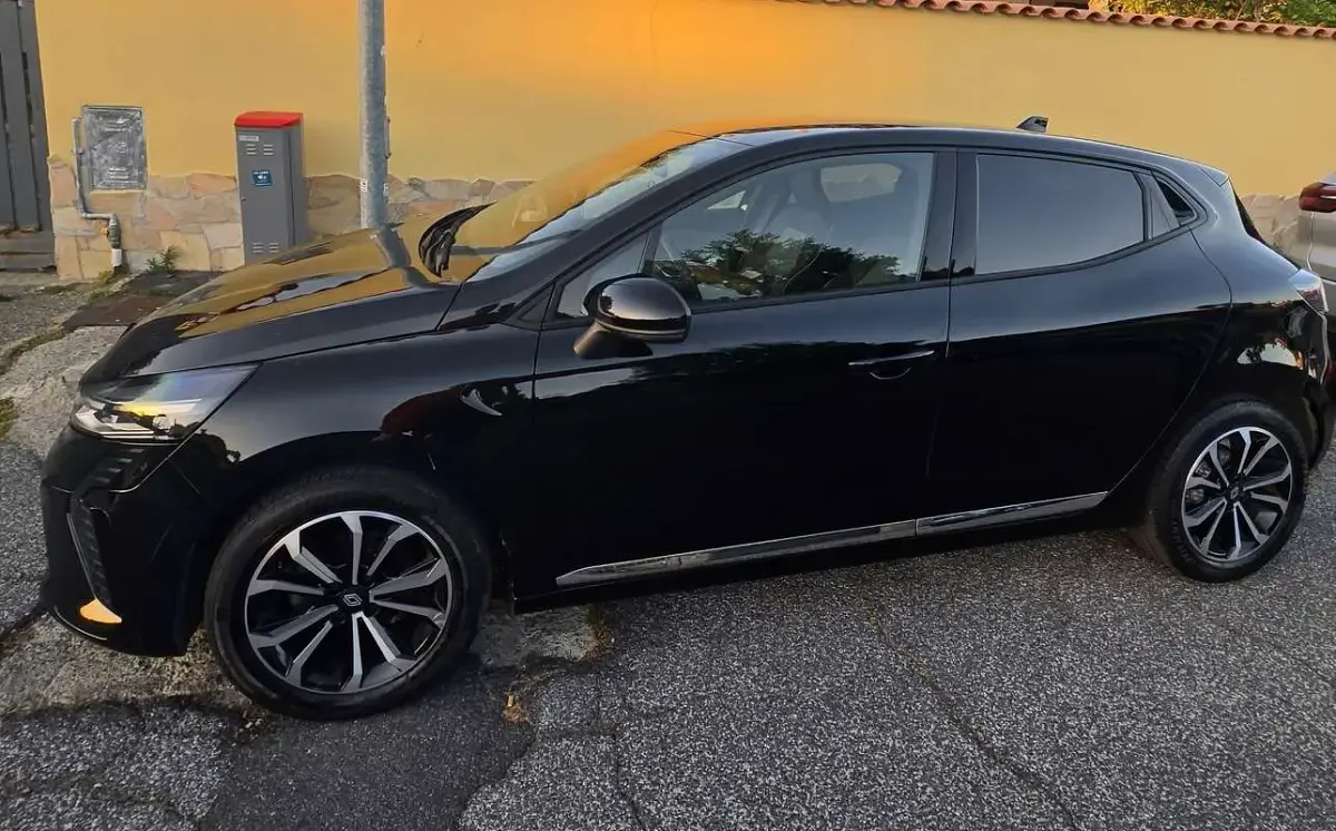 Usata Renault Clio V Techno 101 CV (74 kW) 2023 Berlina