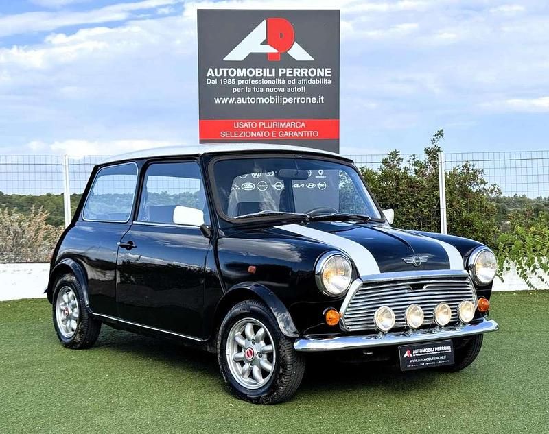 Usata Mini 1000 41 CV (30 kW) 1990 Nero Utilitaria