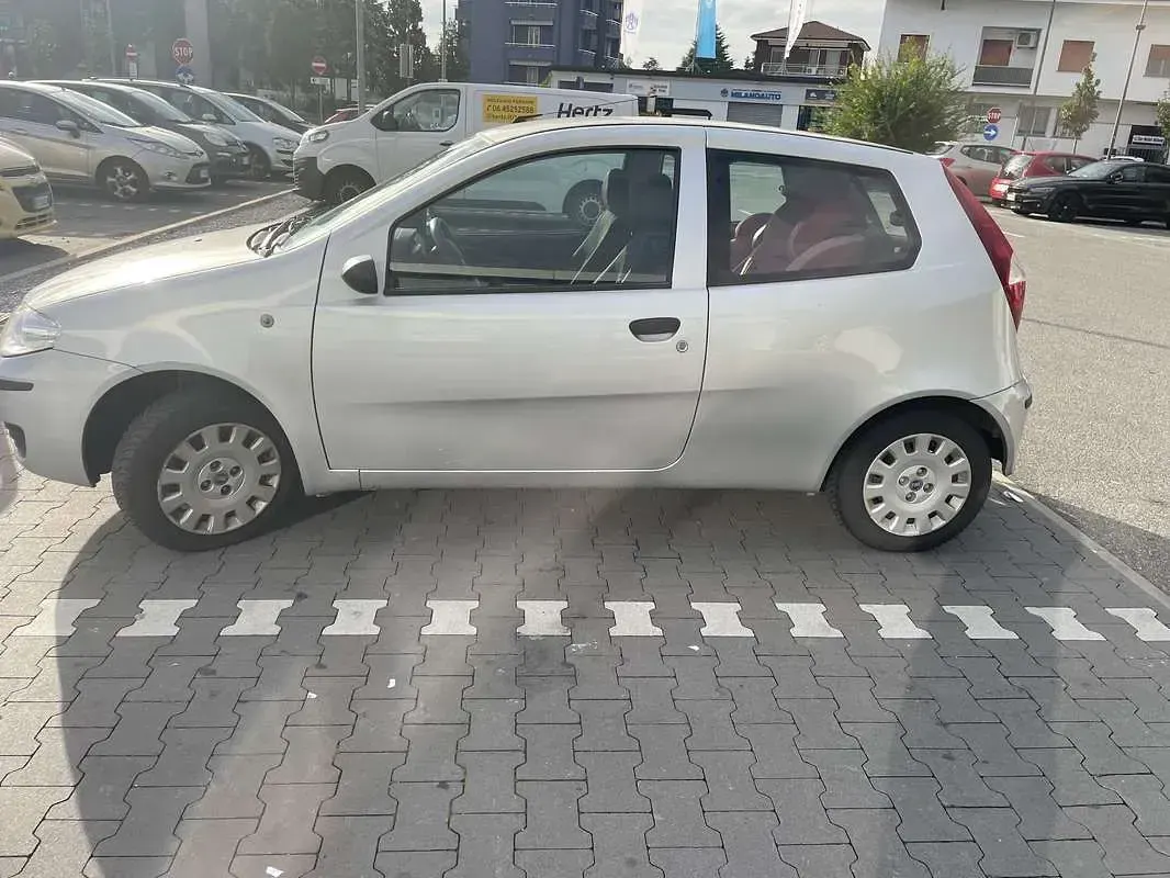 Usata Fiat Punto S 60 CV (44 kW) 2009 Utilitaria