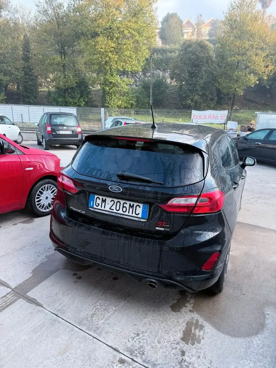 Usata Ford Fiesta ST-Line 125 CV (91 kW) 2023 Nero Utilitaria