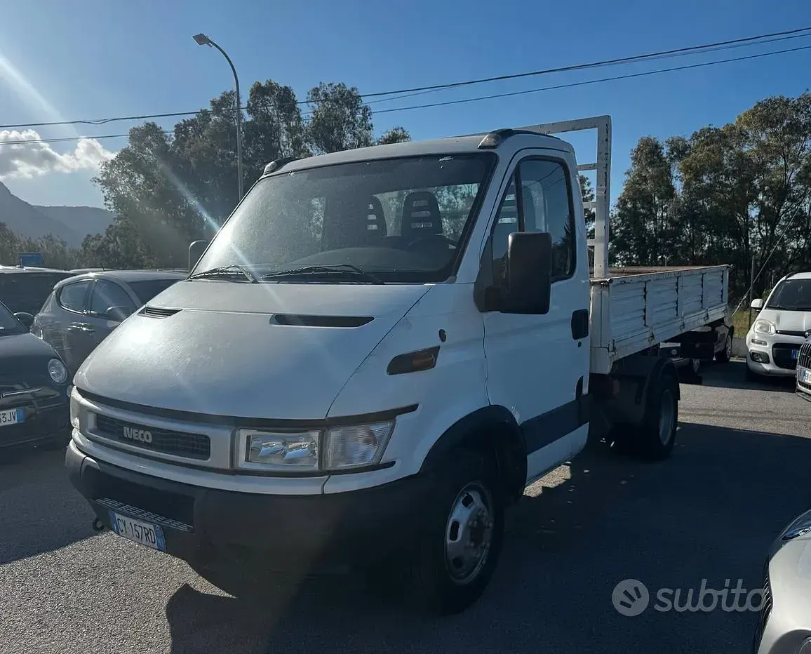 Usata Iveco Daily 96 CV (70 kW) 2005 Bianco