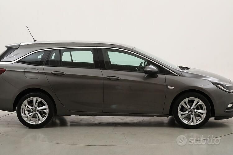 Usata Opel Astra Dynamic 150 CV (110 kW) 2019 Grigio Station wagon