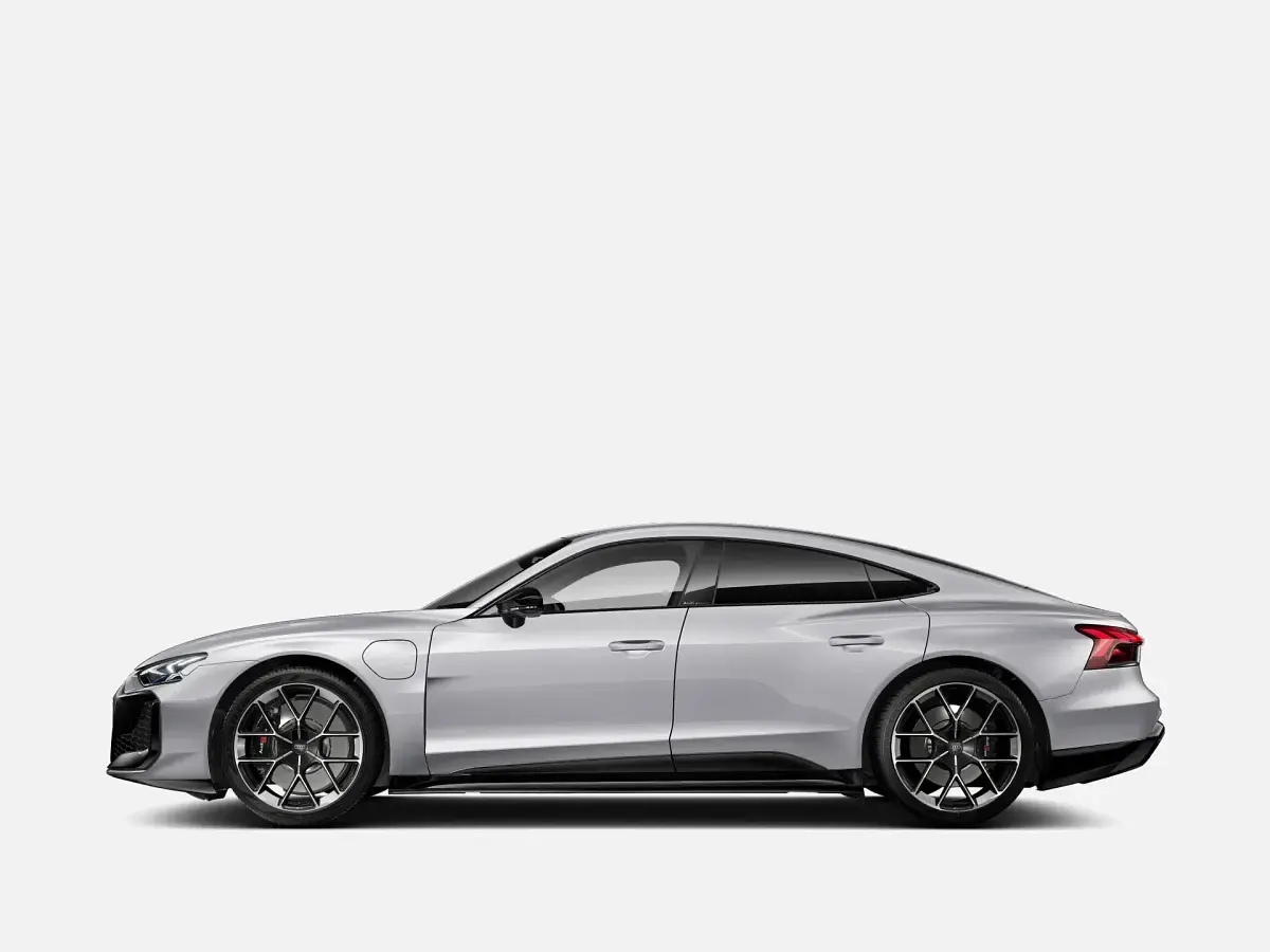 Nuova Audi e-tron Performance 163 kW (222 CV) 2026 Argento floret metallizzato SUV