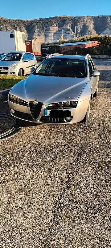 Usata Alfa Romeo 159 150 CV (110 kW) 2007 Grigio Station wagon