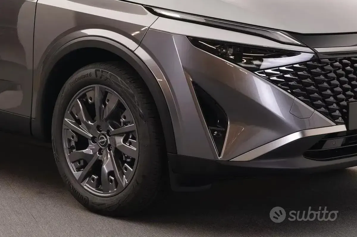Nuova Nissan Qashqai Tekna 158 CV (116 kW) 2026 Grigio SUV