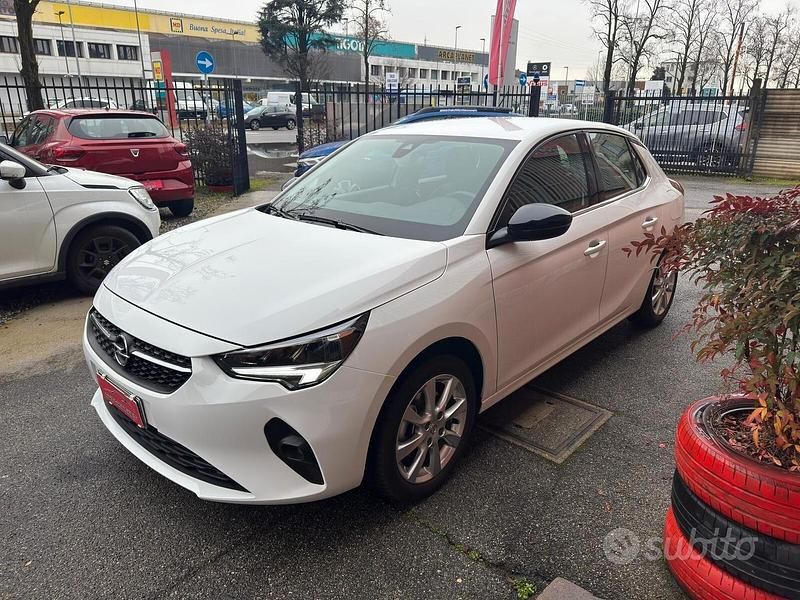Usata Opel Corsa Elegance 101 CV (74 kW) 2020 Bianco Berlina