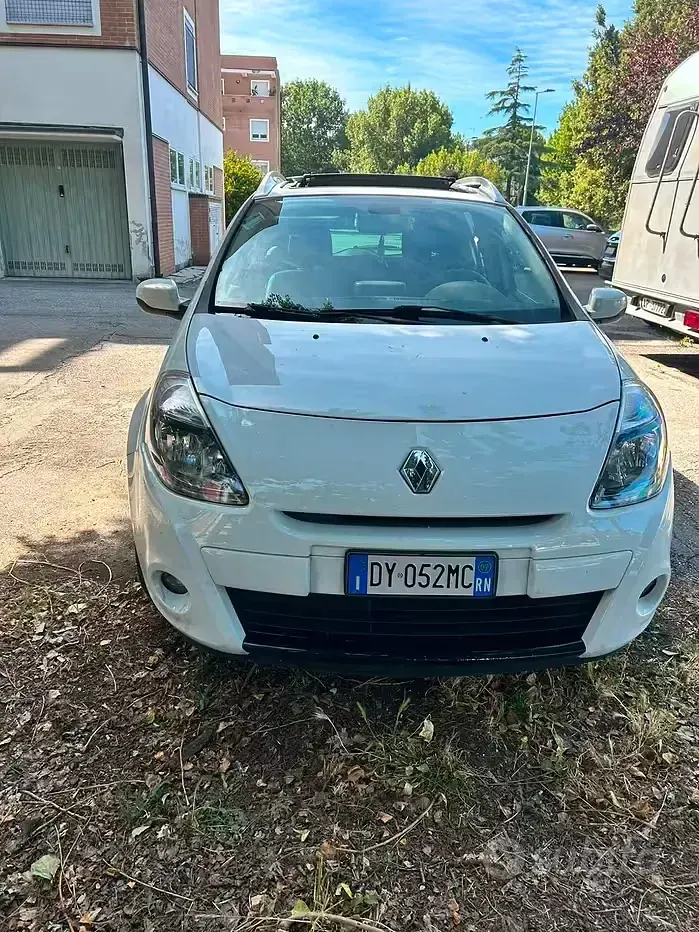 Usata Renault Clio Luxe 101 CV (74 kW) 2009 Station wagon
