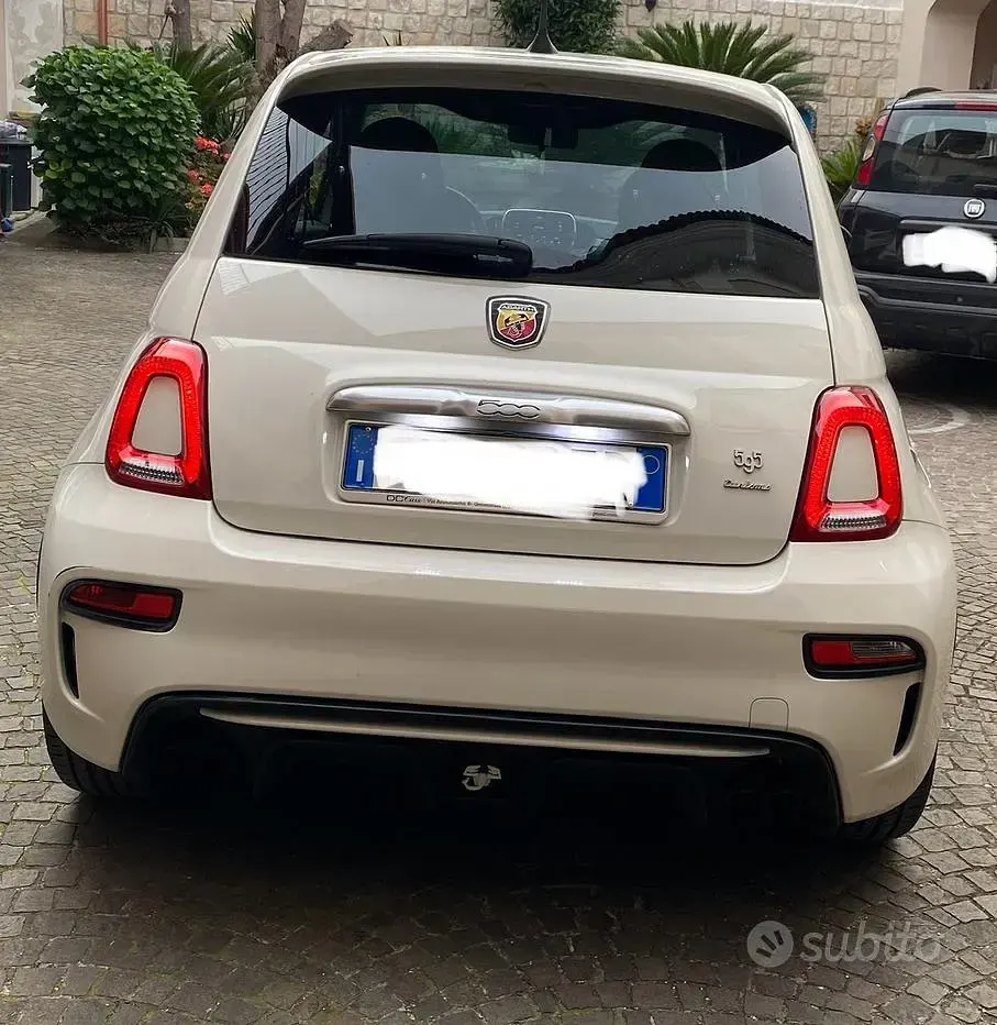 Usata Abarth 595 Turismo 165 CV (121 kW) 2017 Bianco Utilitaria