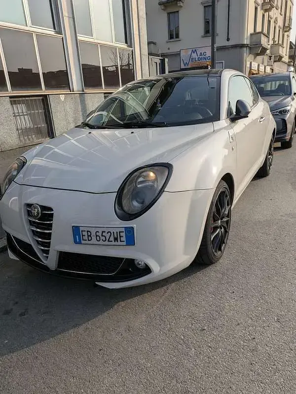 Usata Alfa Romeo MiTo Premium 170 CV (125 kW) 2010 Utilitaria