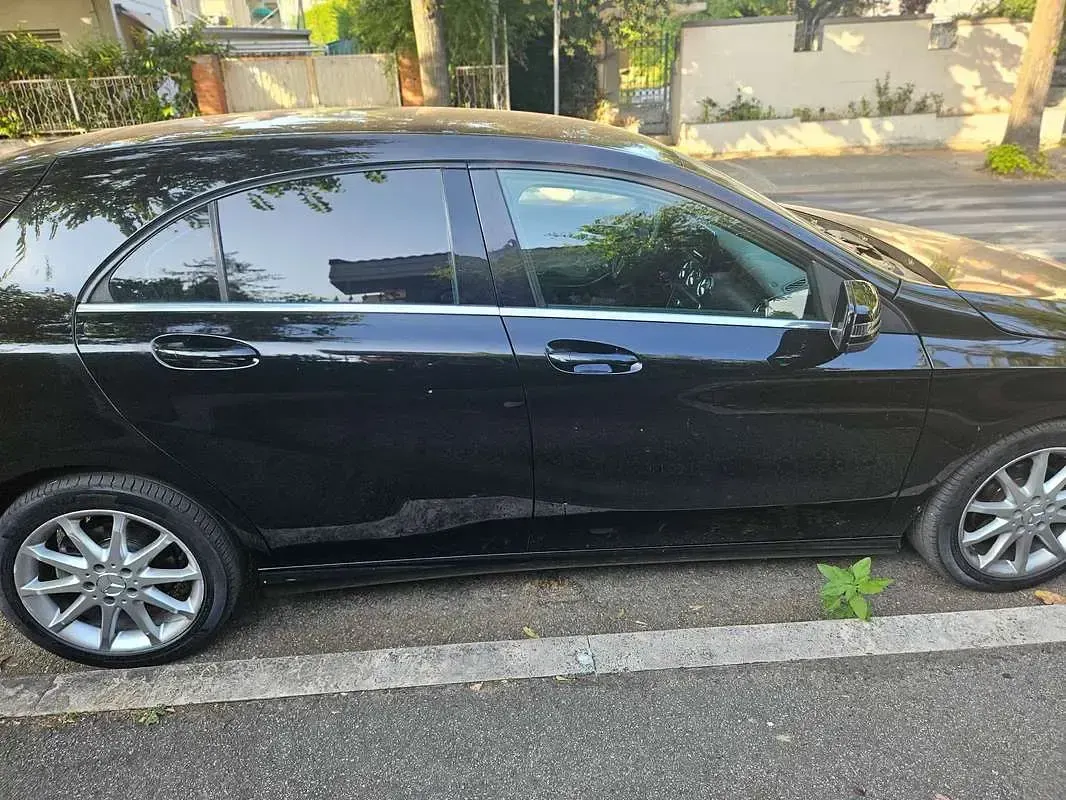 Usata Mercedes A180 Executive 109 CV (80 kW) 2013 Nero Berlina