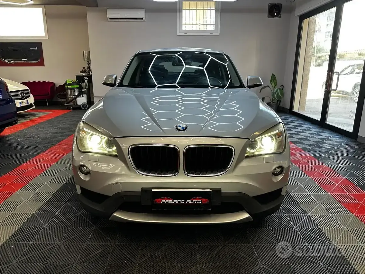 Usata BMW X1 143 CV (105 kW) 2013 Grigio SUV
