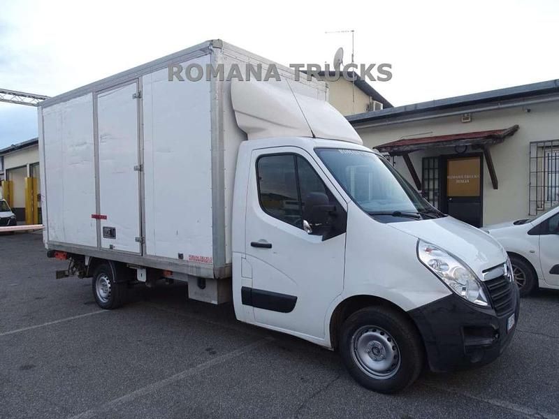 Usata Opel Movano 131 CV (96 kW) 2017 Bianco Furgone