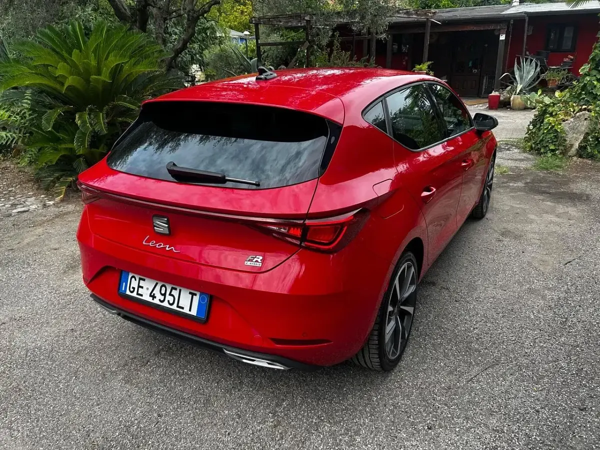 Usata Seat Leon FR 150 CV (110 kW) 2021 Rosso Berlina