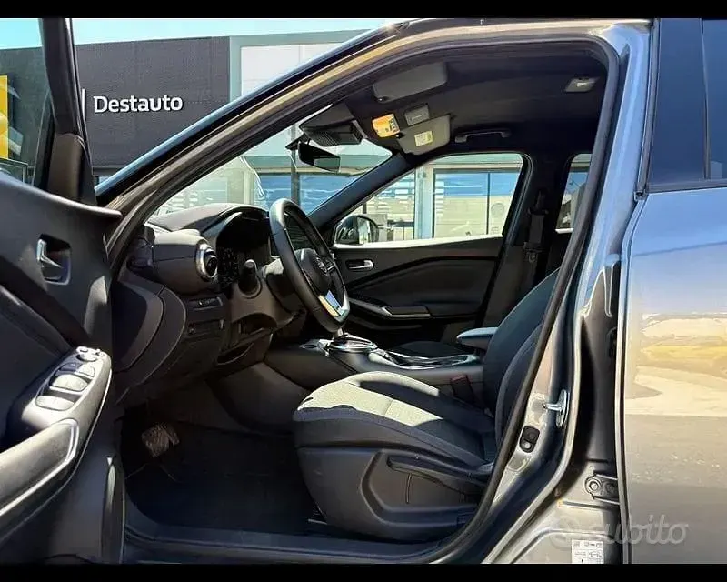 Usata Nissan Juke N-Connecta 143 CV (105 kW) 2025 Grigio SUV