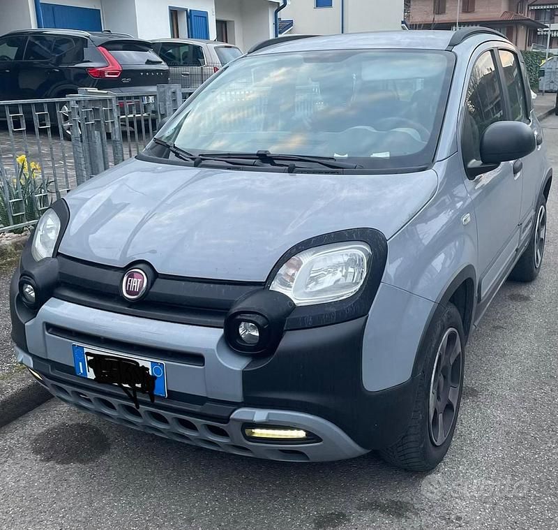 Usata Fiat Panda Cross Cross 69 CV (50 kW) 2018 Grigio Utilitaria